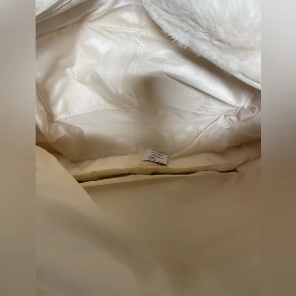 Brand new Victoria’s Secret tote bag - Picture 4 of 8